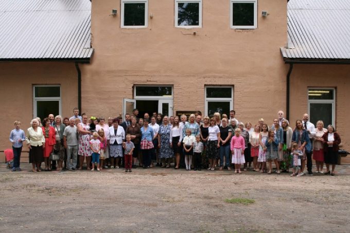 Баптистская церковь &#8211; Ziedkalne, Latvia