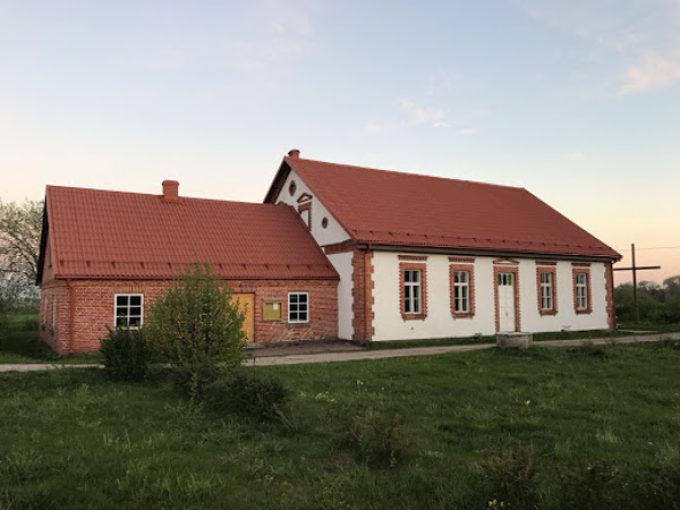 Баптистская церковь – Sarnates, Latvia