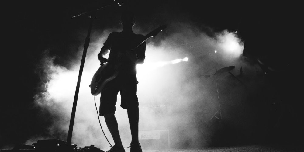 В узах рок музыки